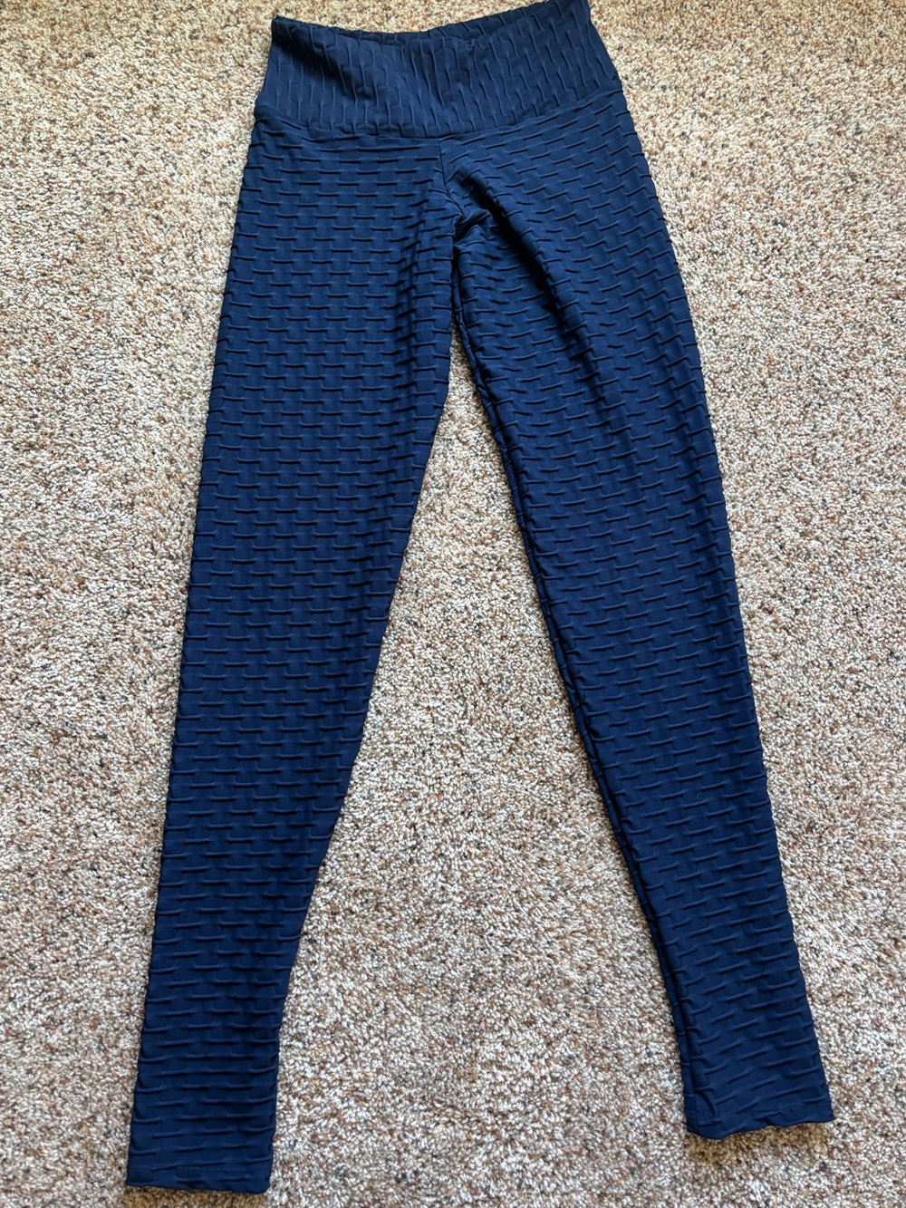 BumBum Bacana Navy Textured Scrunch Butt Leggings | Brazilian Butt Lift | Size S